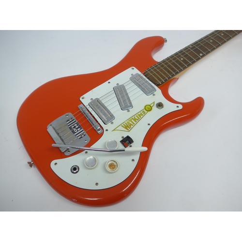 6030 - A 1960s Watkins Rapier 33 electric guitar with Hi-Lo tremolo, serial no.8283, possibly repainted, Su... 