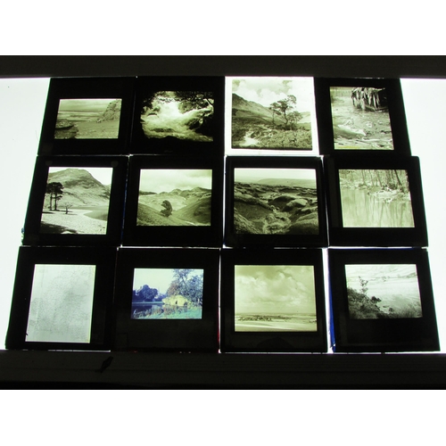 7027 - (England, Local Scenes, Pubs, Inns, Landscapes, Nature) A large collection of 20th Century diapositi... 