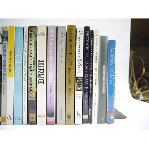 9184 - A box of assorted glass, glassware and glass collecting related titles etc, including Orrefors, Bohe... 
