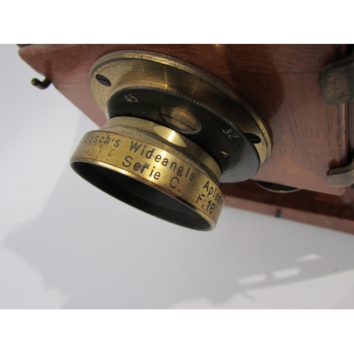 7001 - An early 20th Century Sanderson of London half plate mahogany field camera, serial 12942 circa 1906,... 