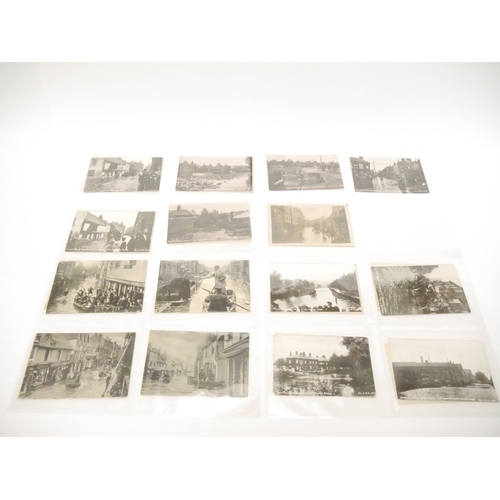 9120 - A collection of 28 postcards of Norwich Floods, August 1912, RP's and printed, including 