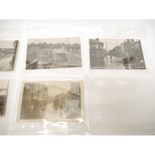 9120 - A collection of 28 postcards of Norwich Floods, August 1912, RP's and printed, including 