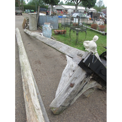 8006 - A reclaimed oak beam with three oak elbows, beam is just under 7ft