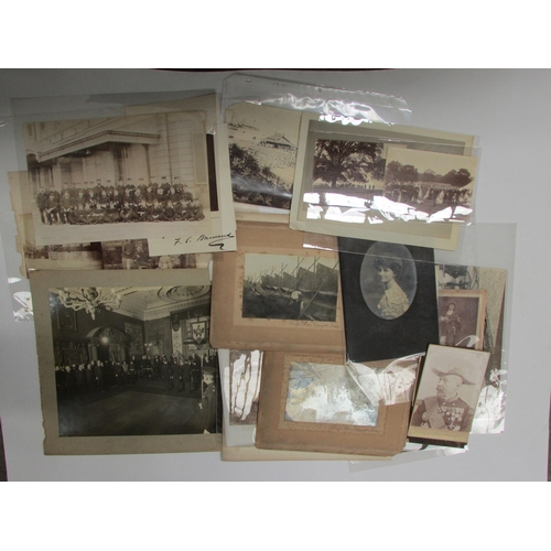 7037 - A group of black and white pictures, prints, photographs, etc. of various portraits, people, groups ... 