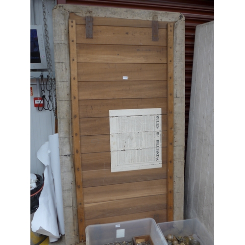 Lot 2048      