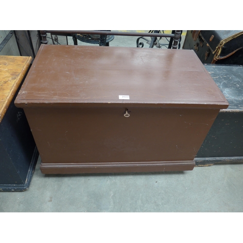 Lot 2023      