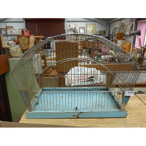 Lot 2040      