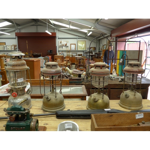 Lot 2047      
