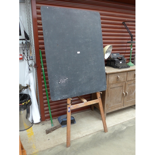 Lot 2060      