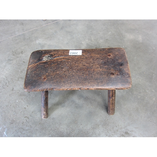 Lot 2002      