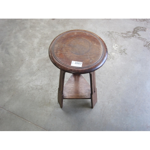 Lot 2007      