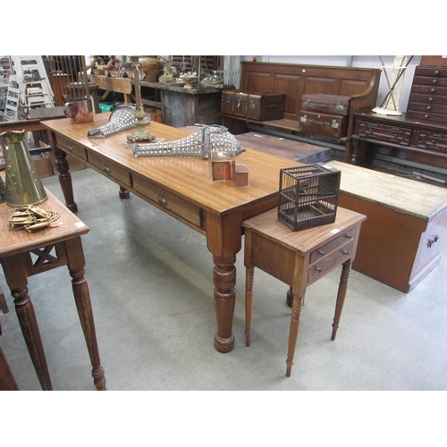 Lot 2025      