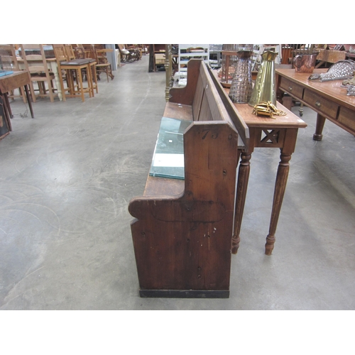 2034 - A Victorian pine pew, 248cm wide