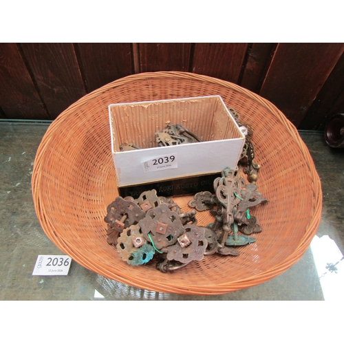 Lot 2039      