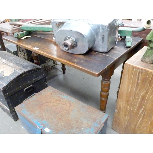 Lot 2023      