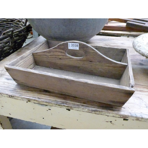 Lot 2038      