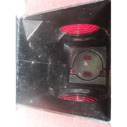 8023 - An Adlake non-sweating lamp. No internal burner.
