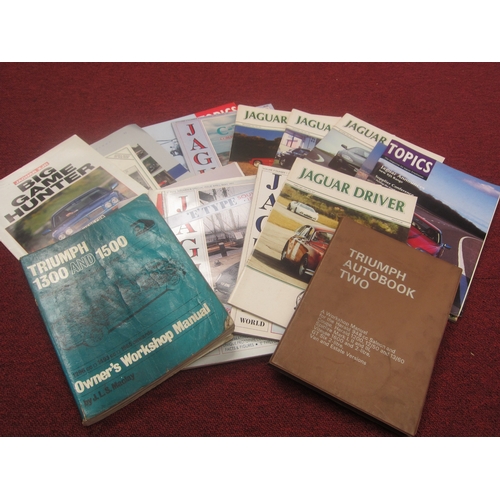 8058 - A box of mixed manuals including Haynes etc and a quantity of Jaguar magazines