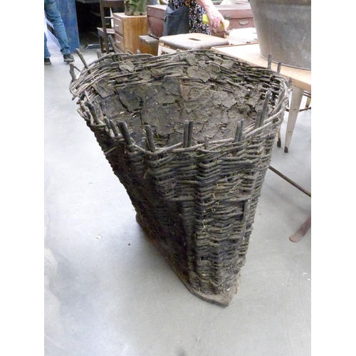 Lot 2046      