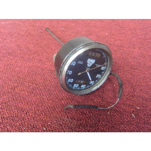 Lot 8047      
