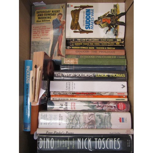 1146 - A box of mixed literature including Henry Fielding, Gavin Ewart, Daniel Defoe, etc.