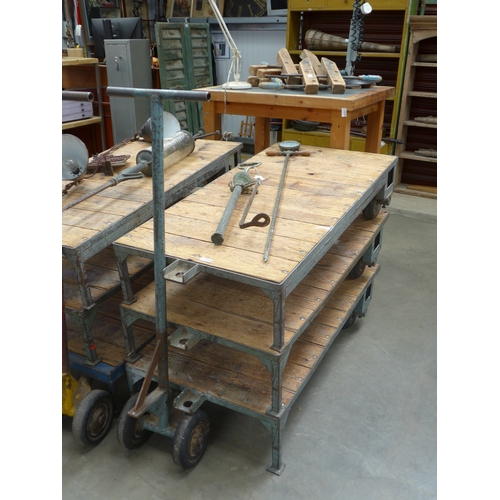 Lot 2033      