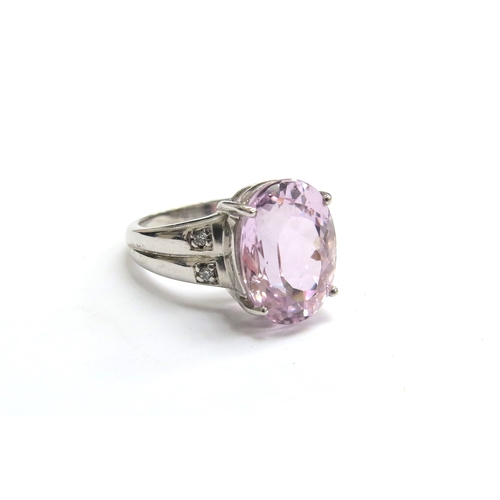 Lot 8059      