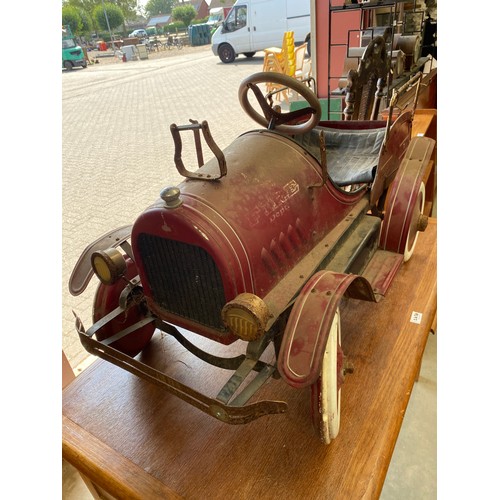 Lot 2047      
