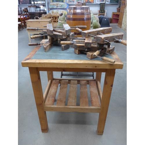 Lot 2060      