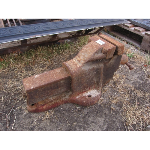 Lot 6046      