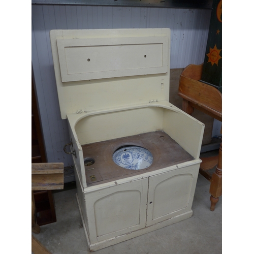 Lot 2035      