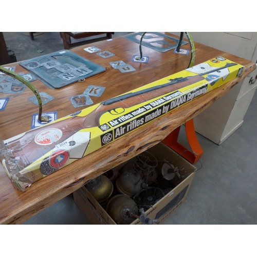 Lot 2039      
