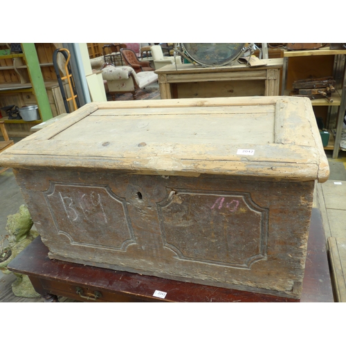 Lot 2042      