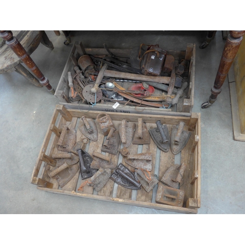 Lot 2044      