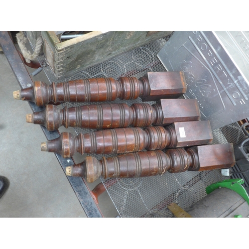 Lot 2052      
