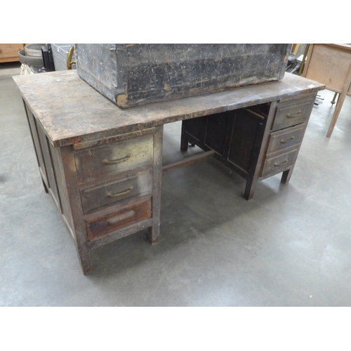 Lot 2059      