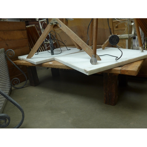 Lot 2026      
