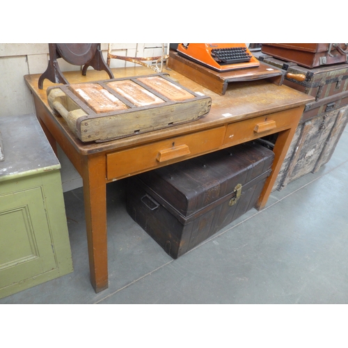 Lot 2027      