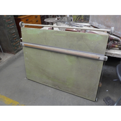 Lot 2050      