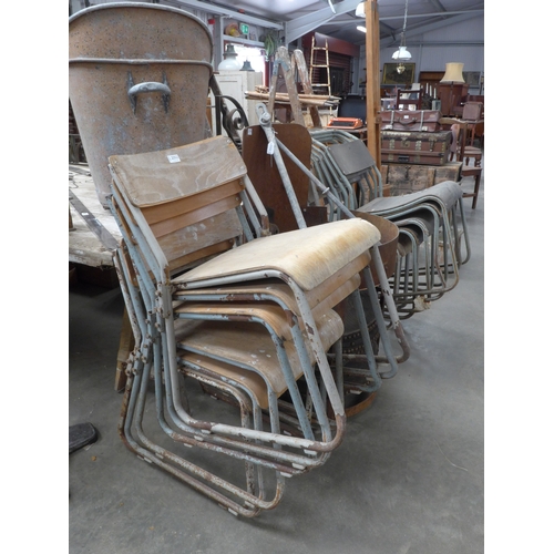Lot 2052      