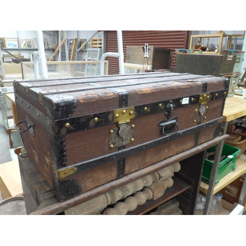 Lot 2055      
