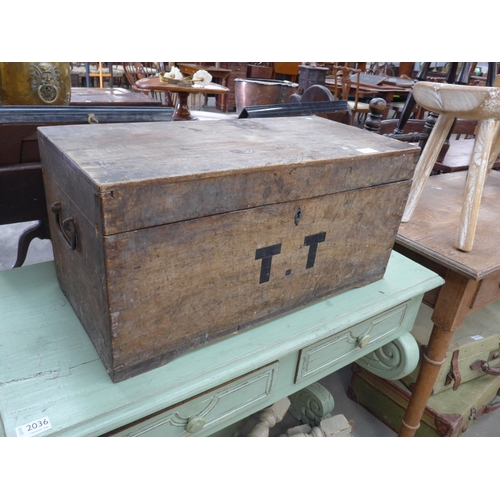 Lot 2035      