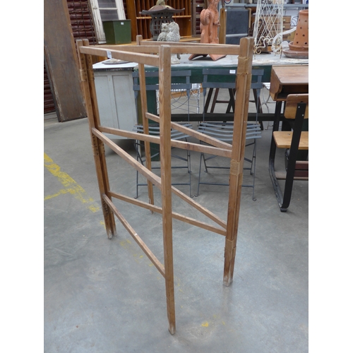 Lot 2054      