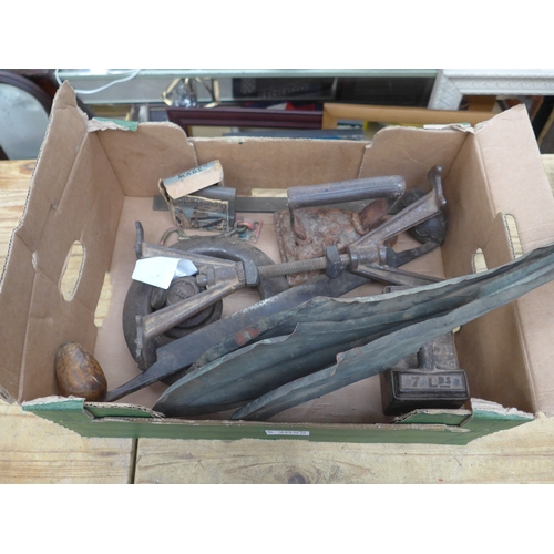 Lot 2055      