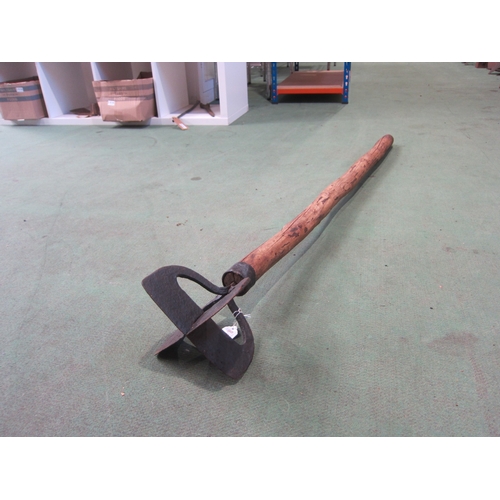 Lot 8018      