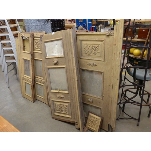 Lot 2044      