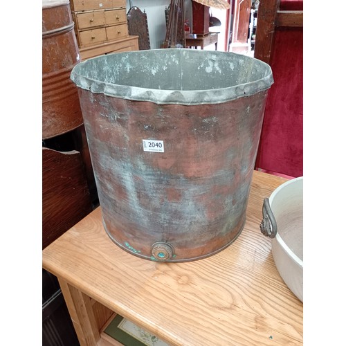 Lot 2040      