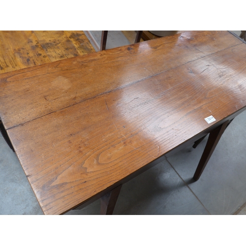 2014 - An 19th Century elm dough bin