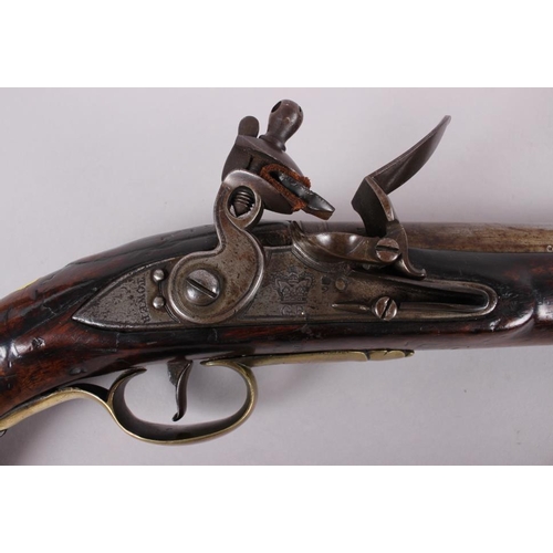 190 - An 1805 pattern Tower Armories flintlock contract sea service pistol with walnut stock, 19