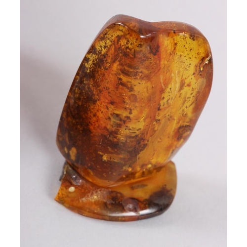 260 - A collection of Baltic amber, reputedly from Latvia, 262g gross